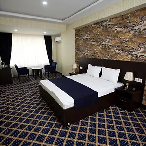 2* Hotel Kristal